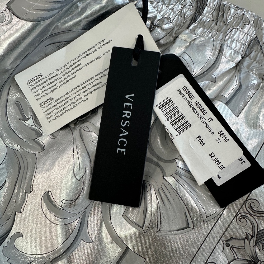 Versace Baroque Silver Silk Shorts - Picture 9 of 11